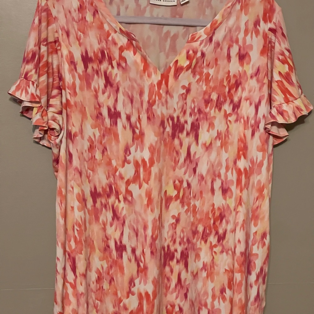 Women's Pink Patterned Top
